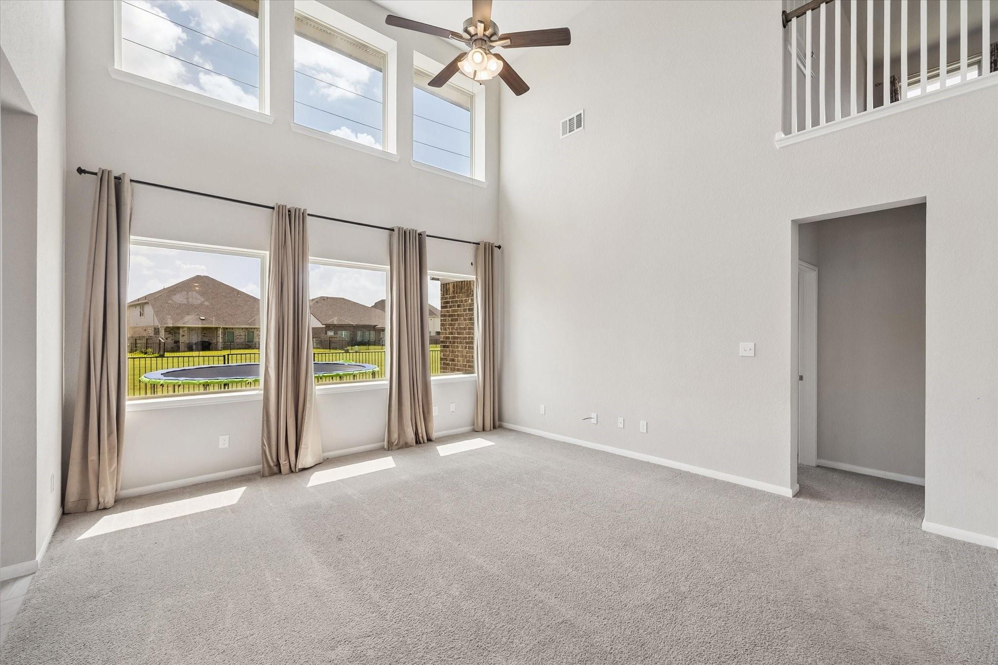5911 Wayne Way Property Photo 12
