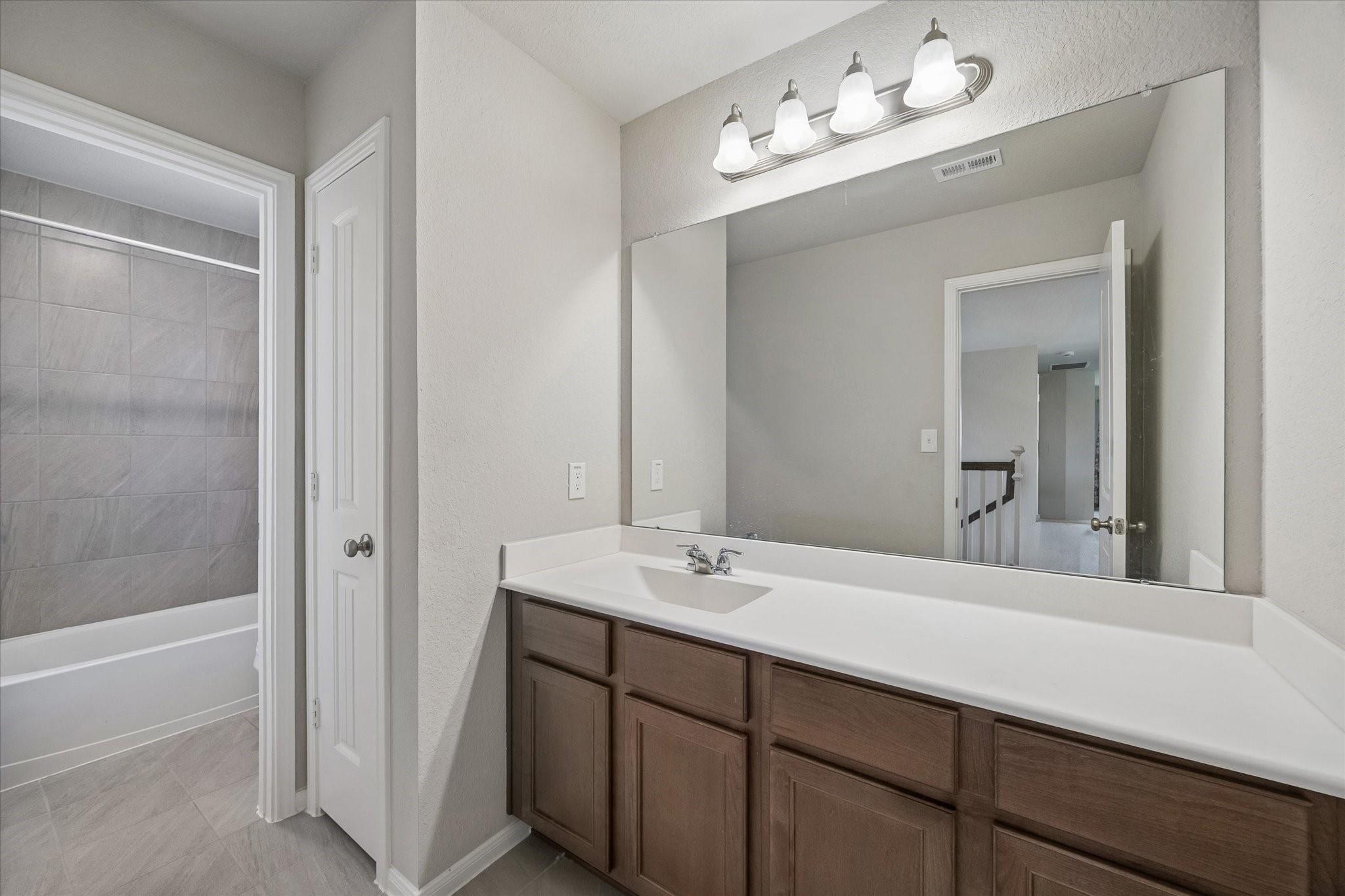 5911 Wayne Way Property Photo 23