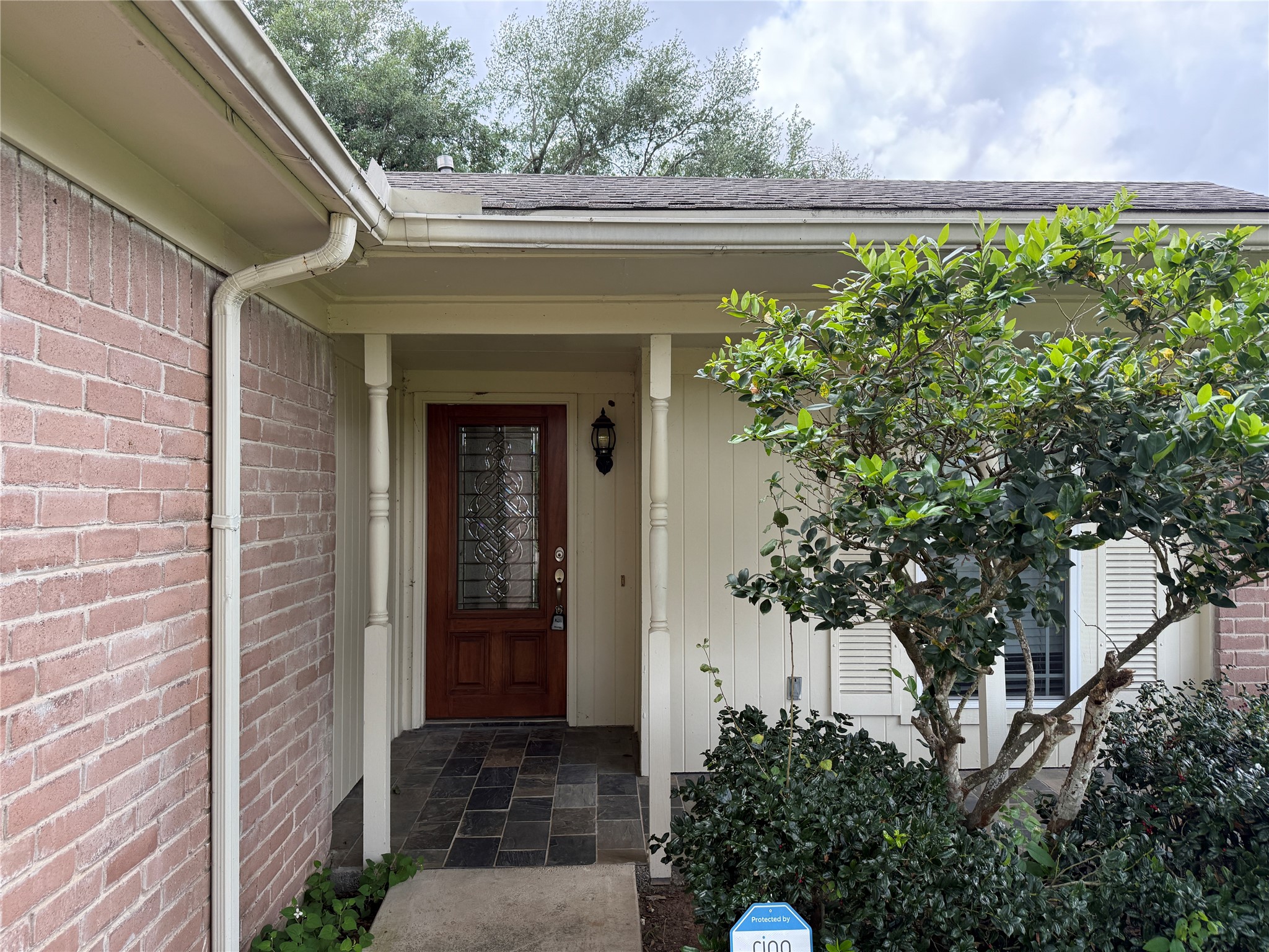 2410 Old Fort Road Property Photo 2