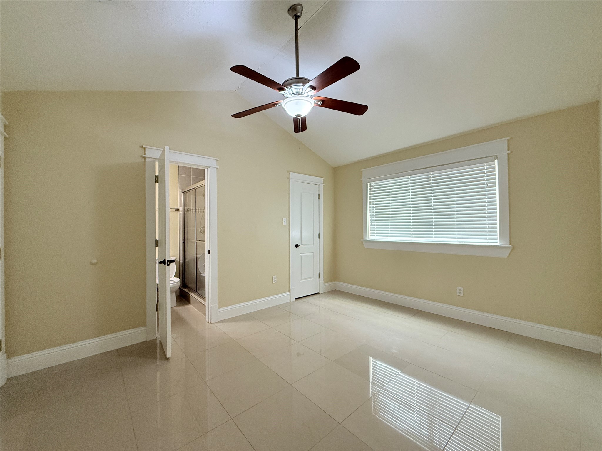 2410 Old Fort Road Property Photo 7