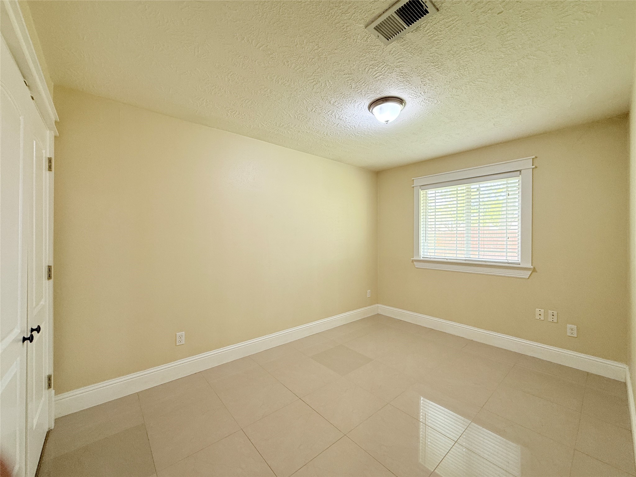 2410 Old Fort Road Property Photo 9