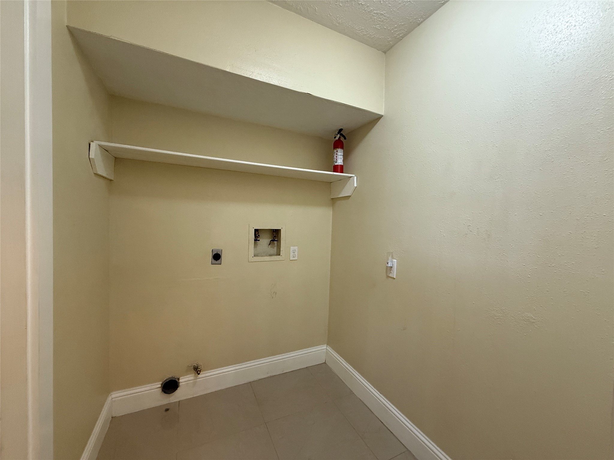2410 Old Fort Road Property Photo 10