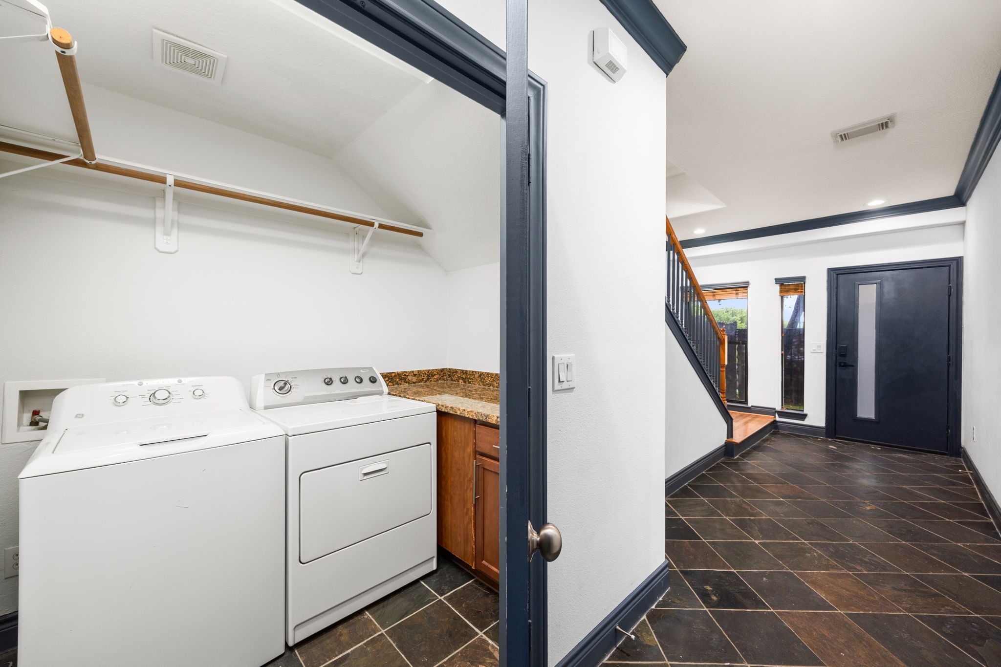 1119 Saint Charles Street Property Photo 13