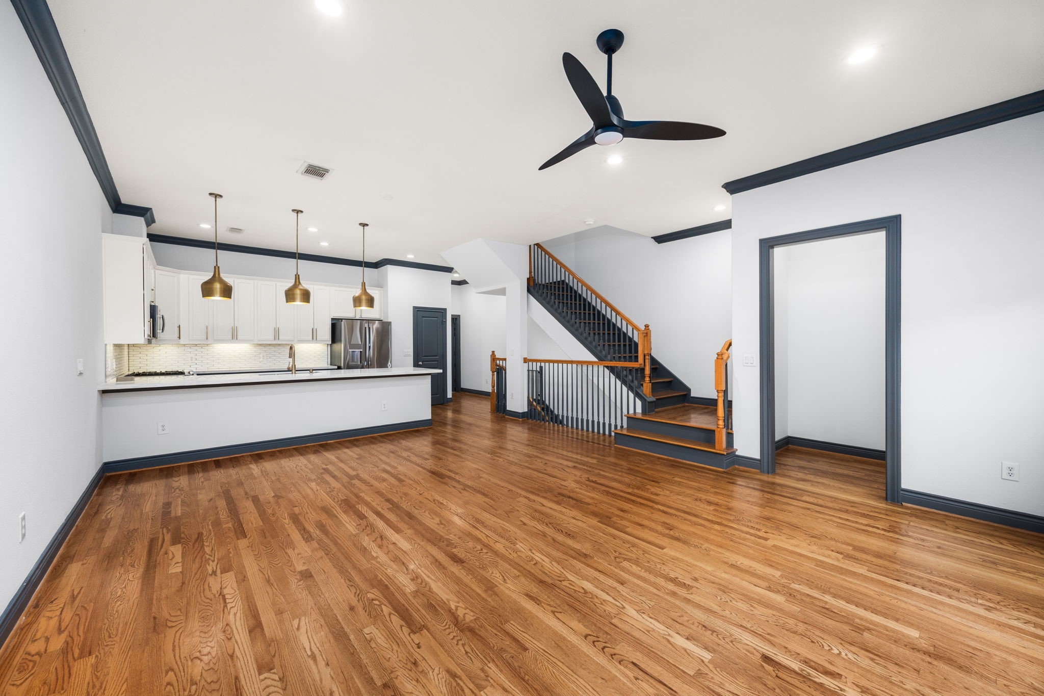 1119 Saint Charles Street Property Photo 20