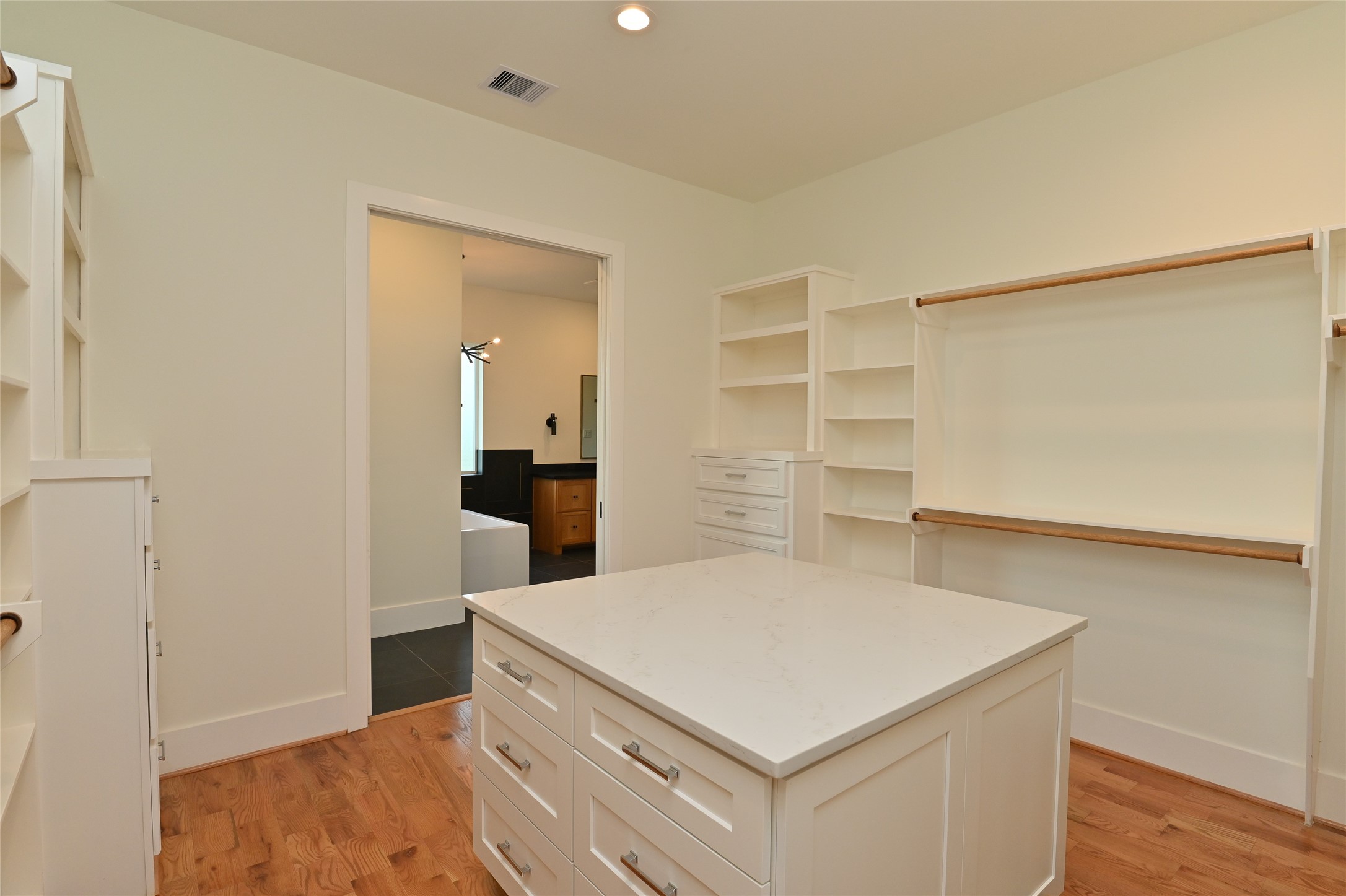 1733 Du Barry Lane Property Photo 28
