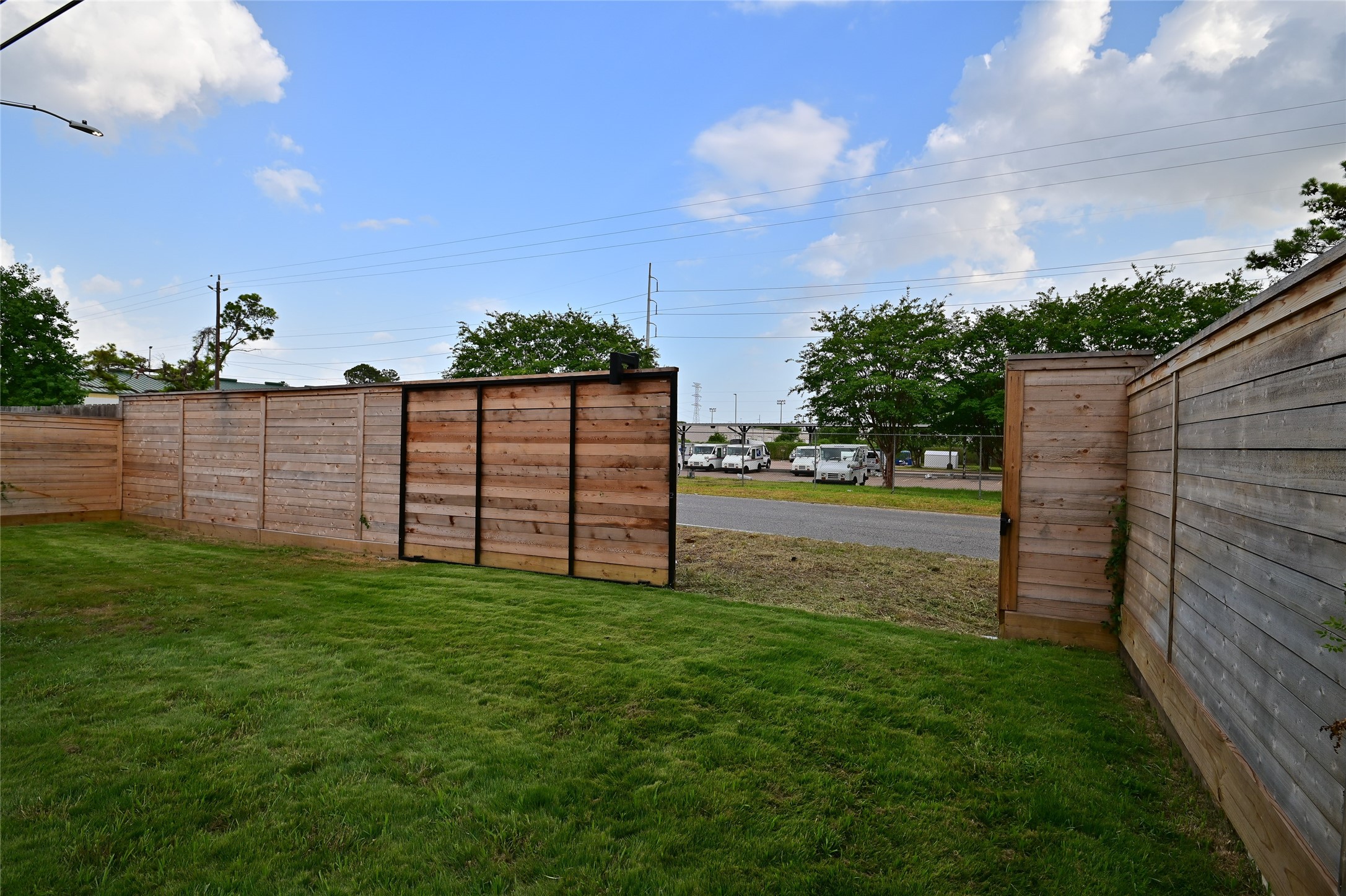 1733 Du Barry Lane Property Photo 45
