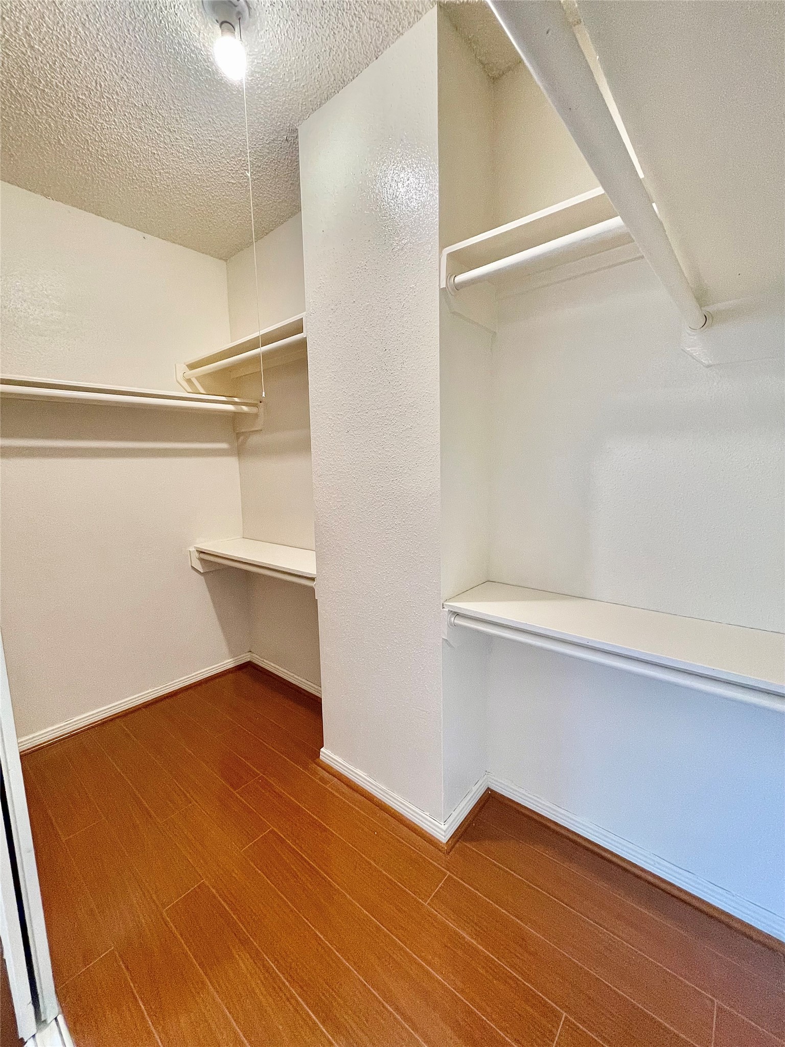 10910 Olivewood Drive Property Photo 9