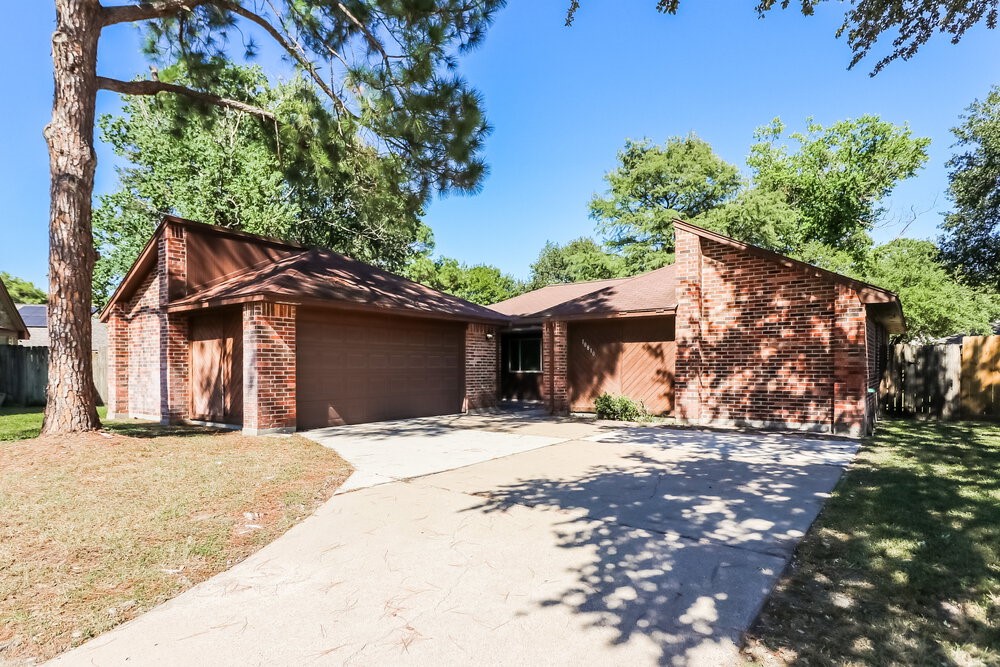 10810 Gusty Winds Court Property Photo 1