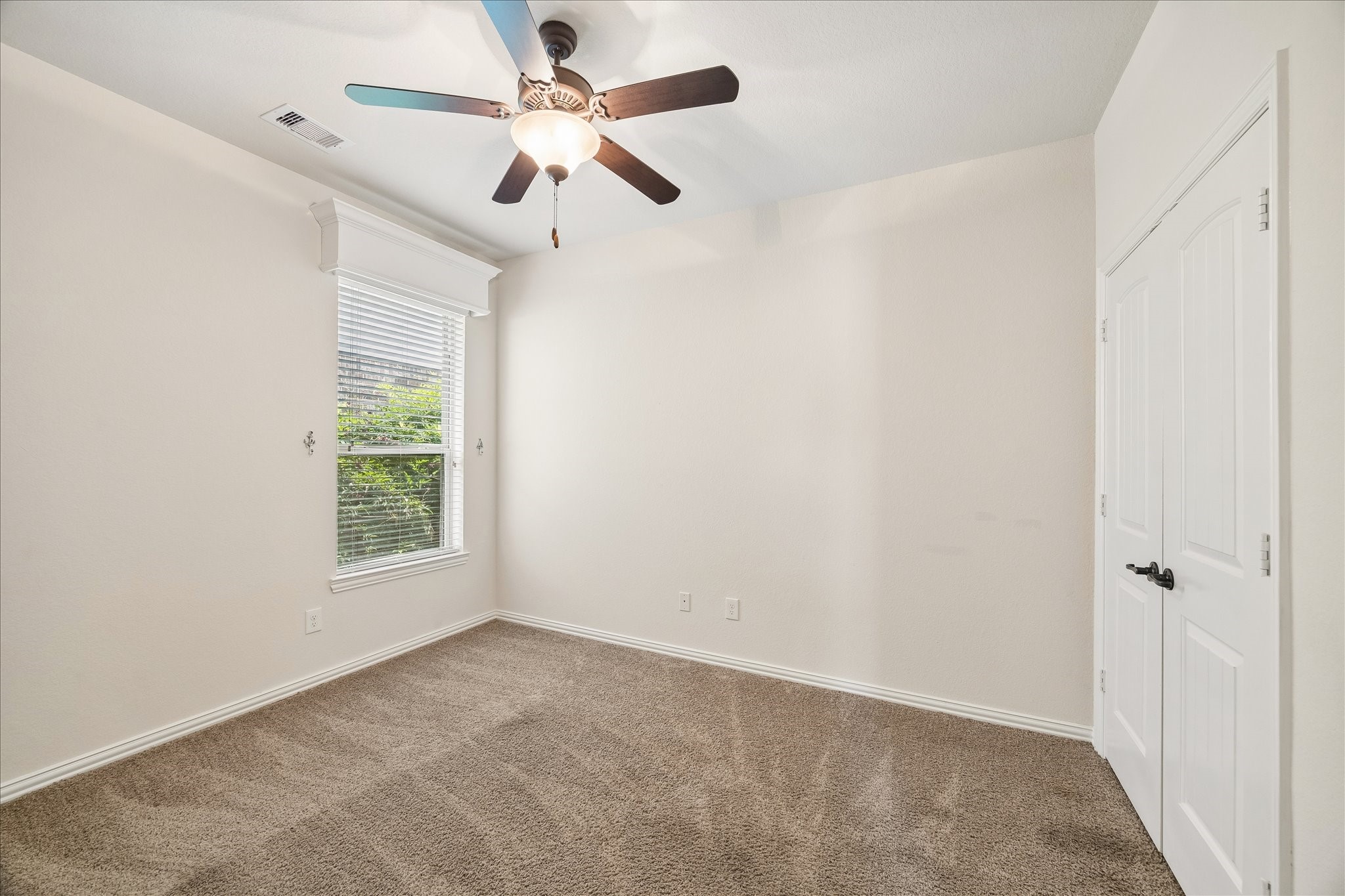 21342 Russell Chase Drive Property Photo 16