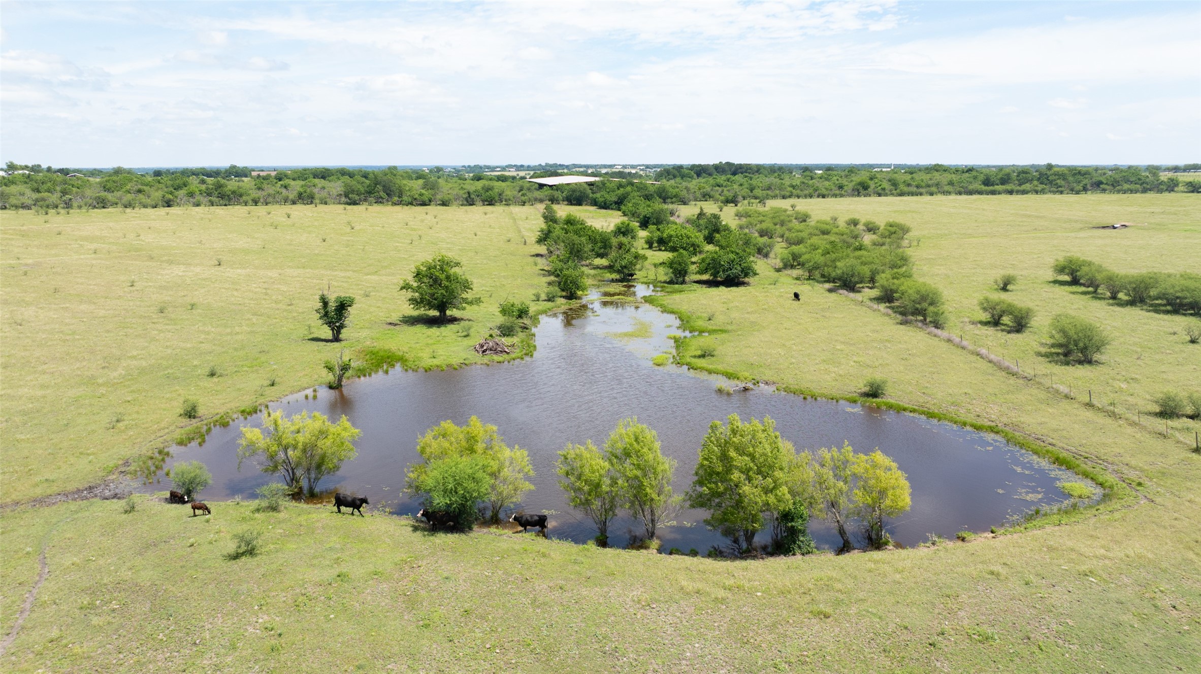 5661 Chadwick Hogan Road Property Photo 1