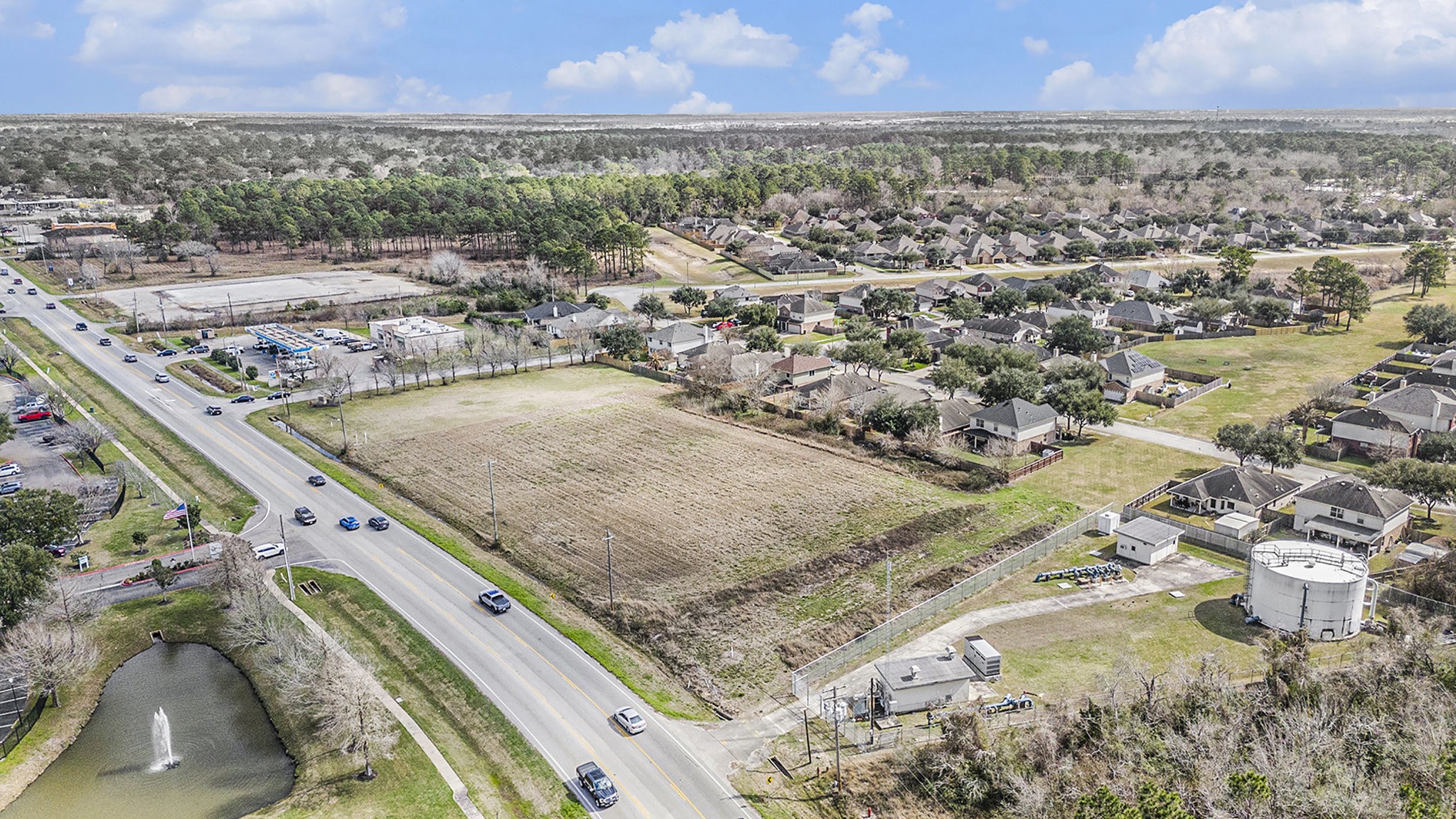 0000 Fm 517 Property Photo 4