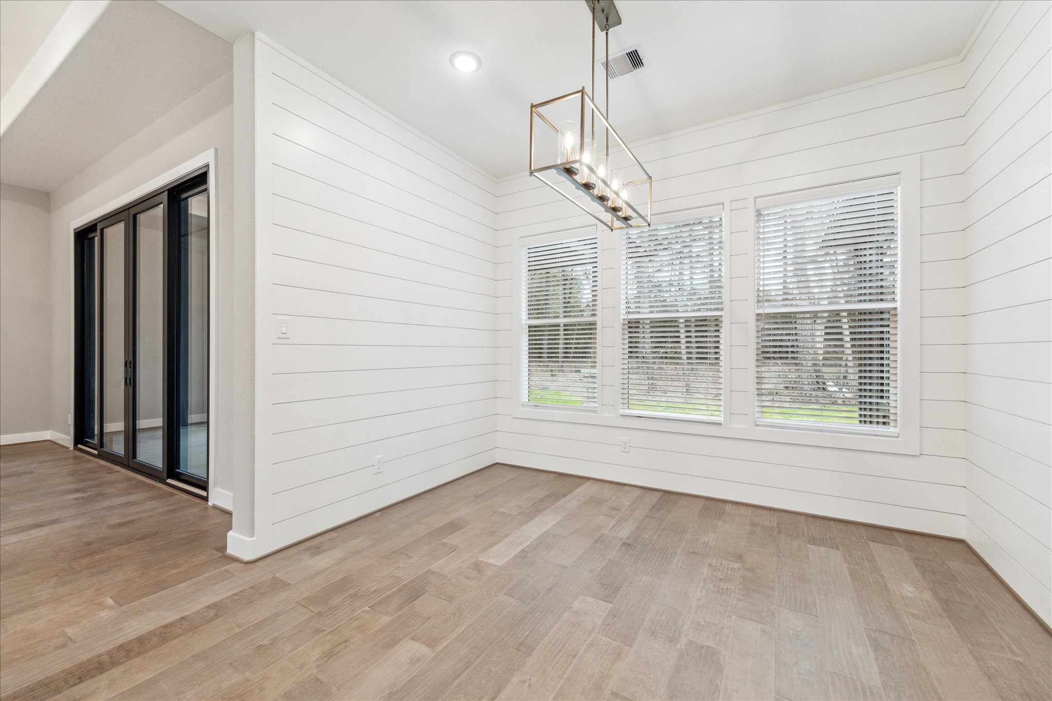 9332 Cedar Bend Property Photo 17