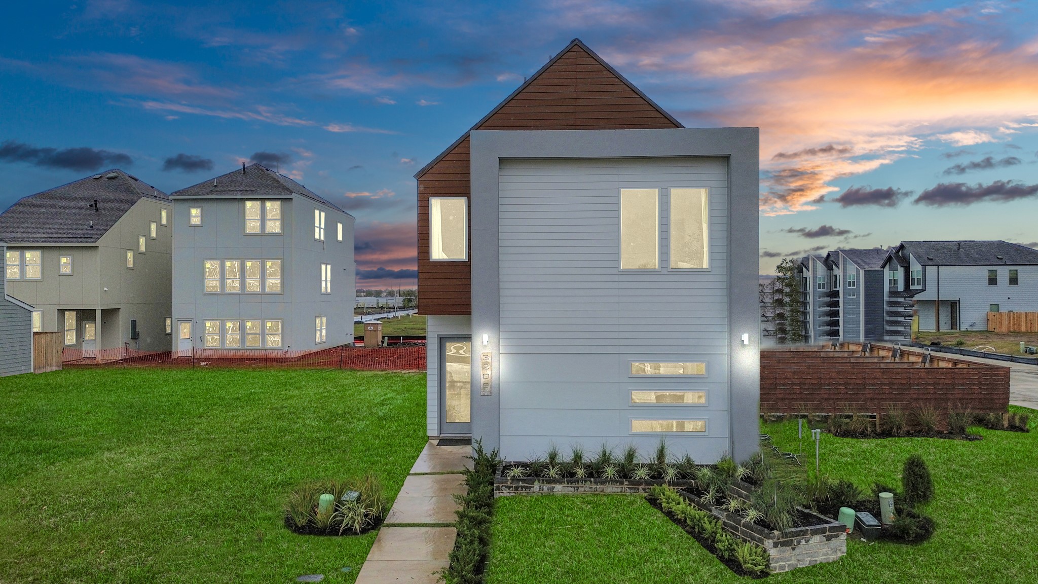 13106 Moncloa Drive Property Photo 1