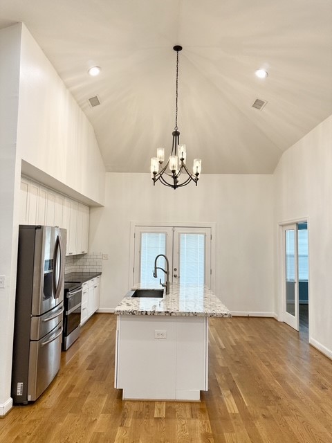 2116 Live Oak Street B Property Photo 8
