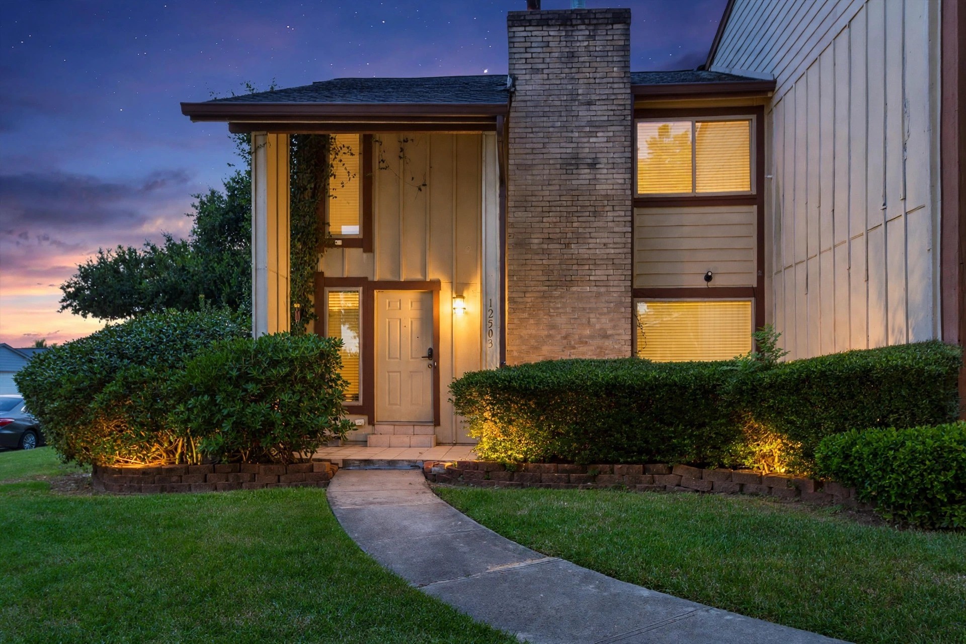 12503 Wellington Park Drive Property Photo 3