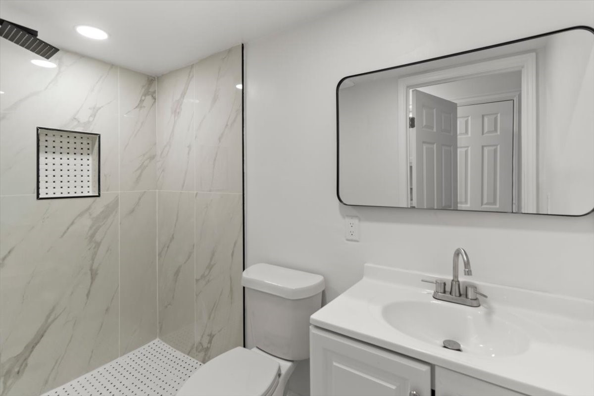12503 Wellington Park Drive Property Photo 35