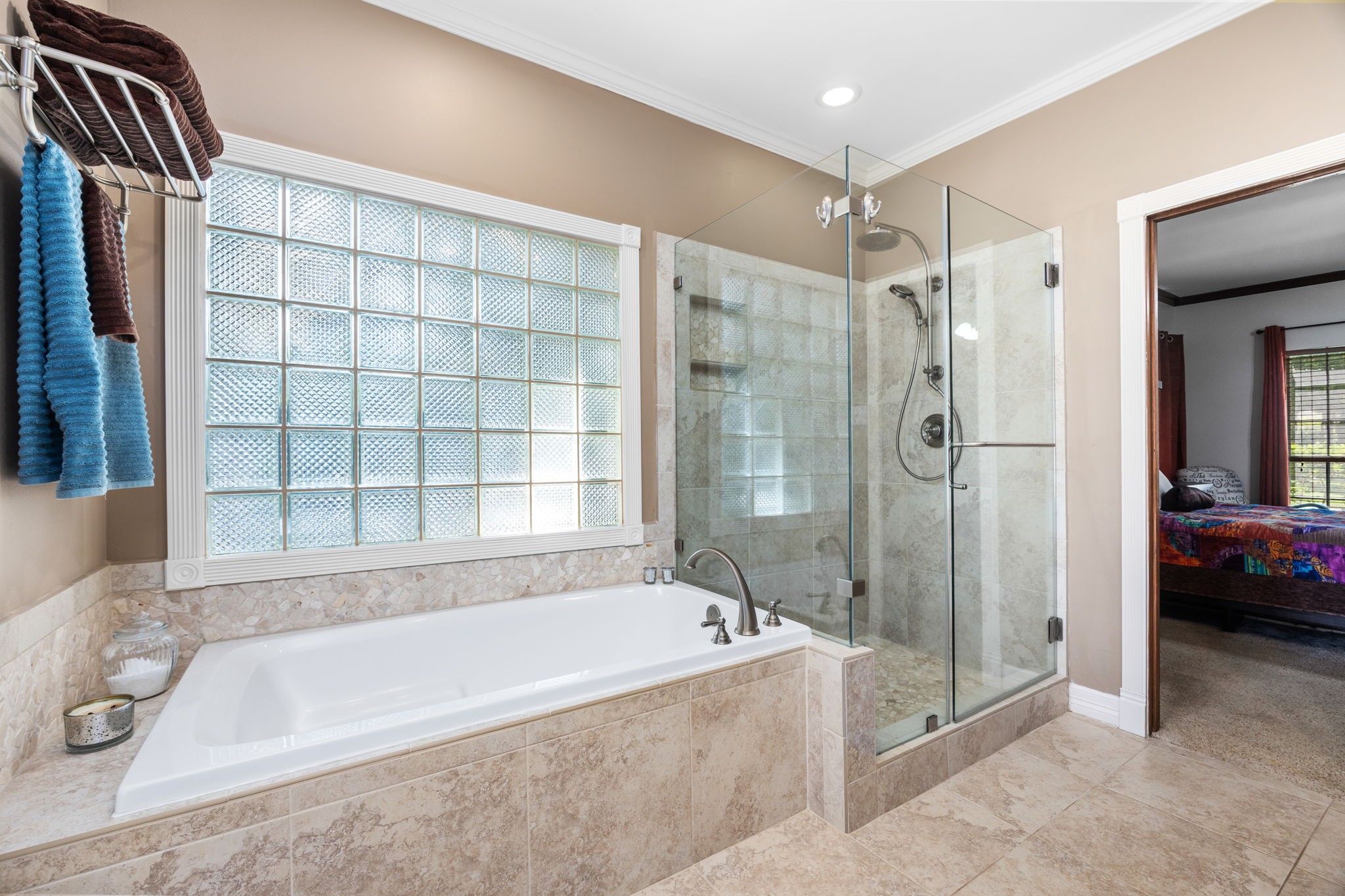 1703 Wyndale Court Property Photo 23