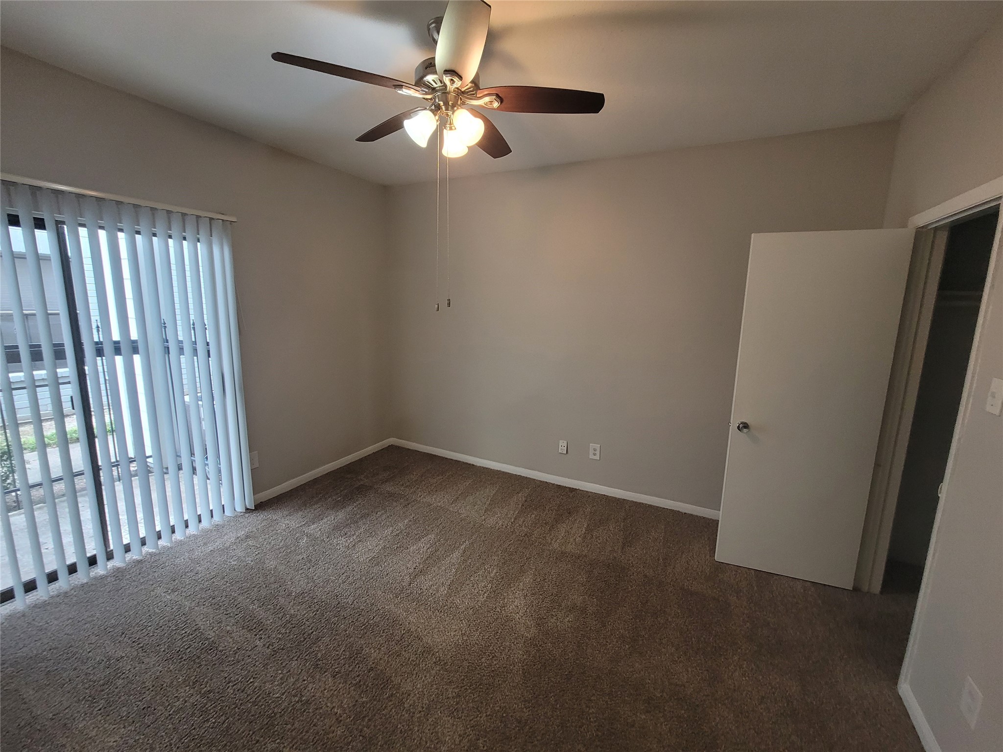 7250 W Greens Road 414 Property Photo 8