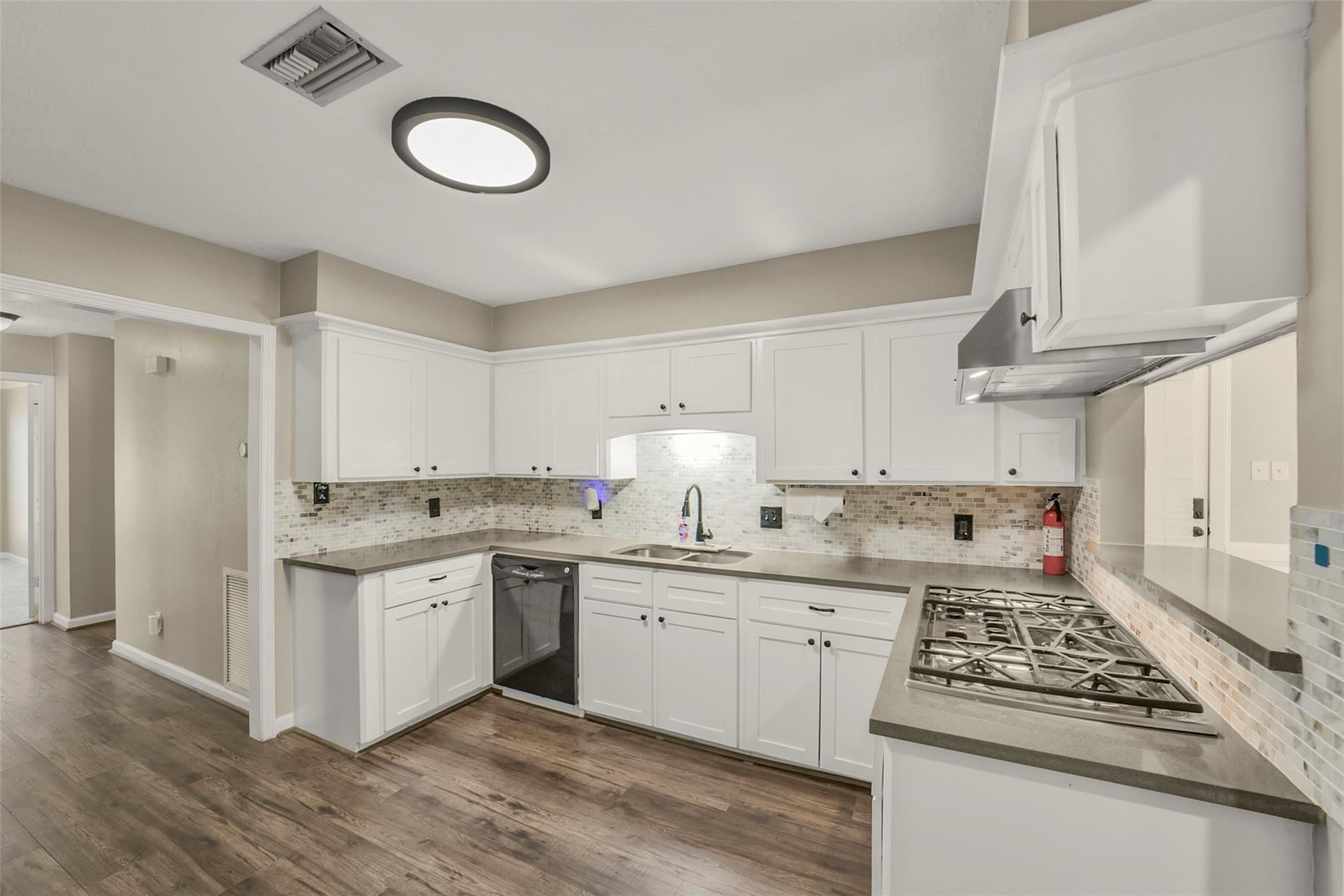25302 Fairbrook Lane Property Photo 9
