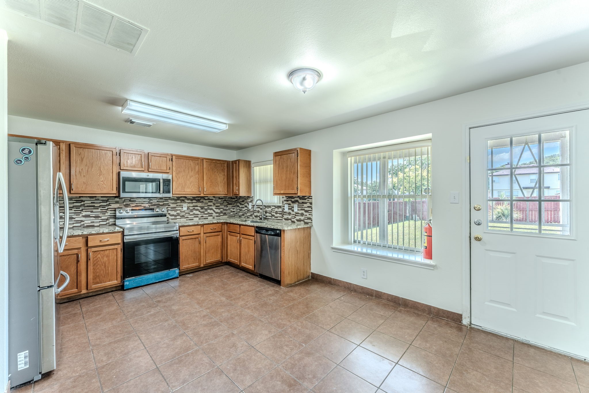 1339 Diamond Bluff Property Photo 5
