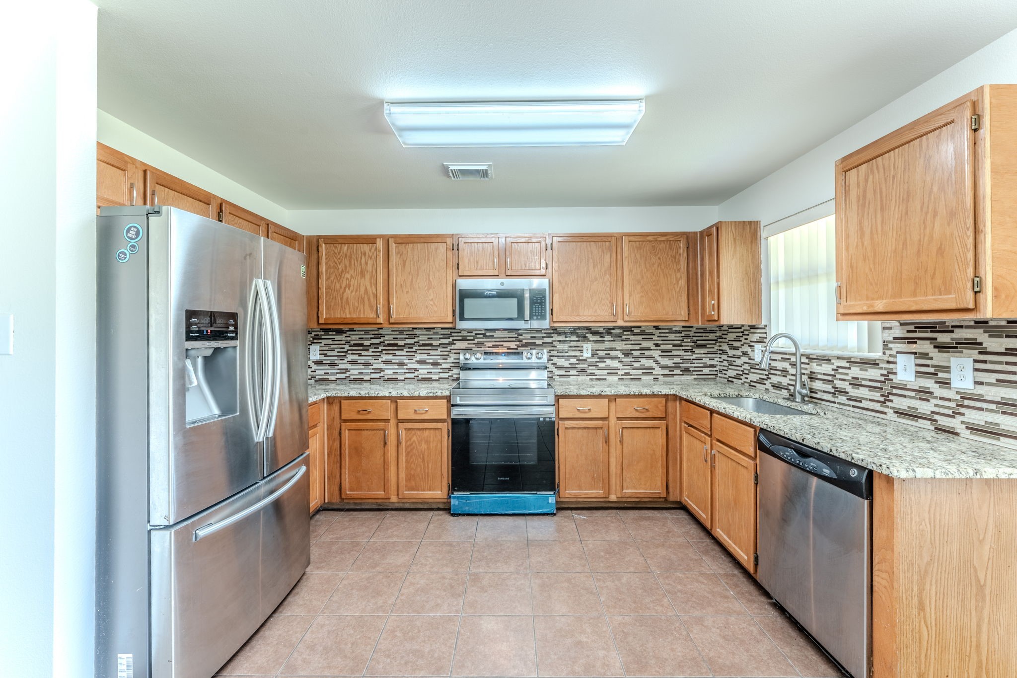 1339 Diamond Bluff Property Photo 7
