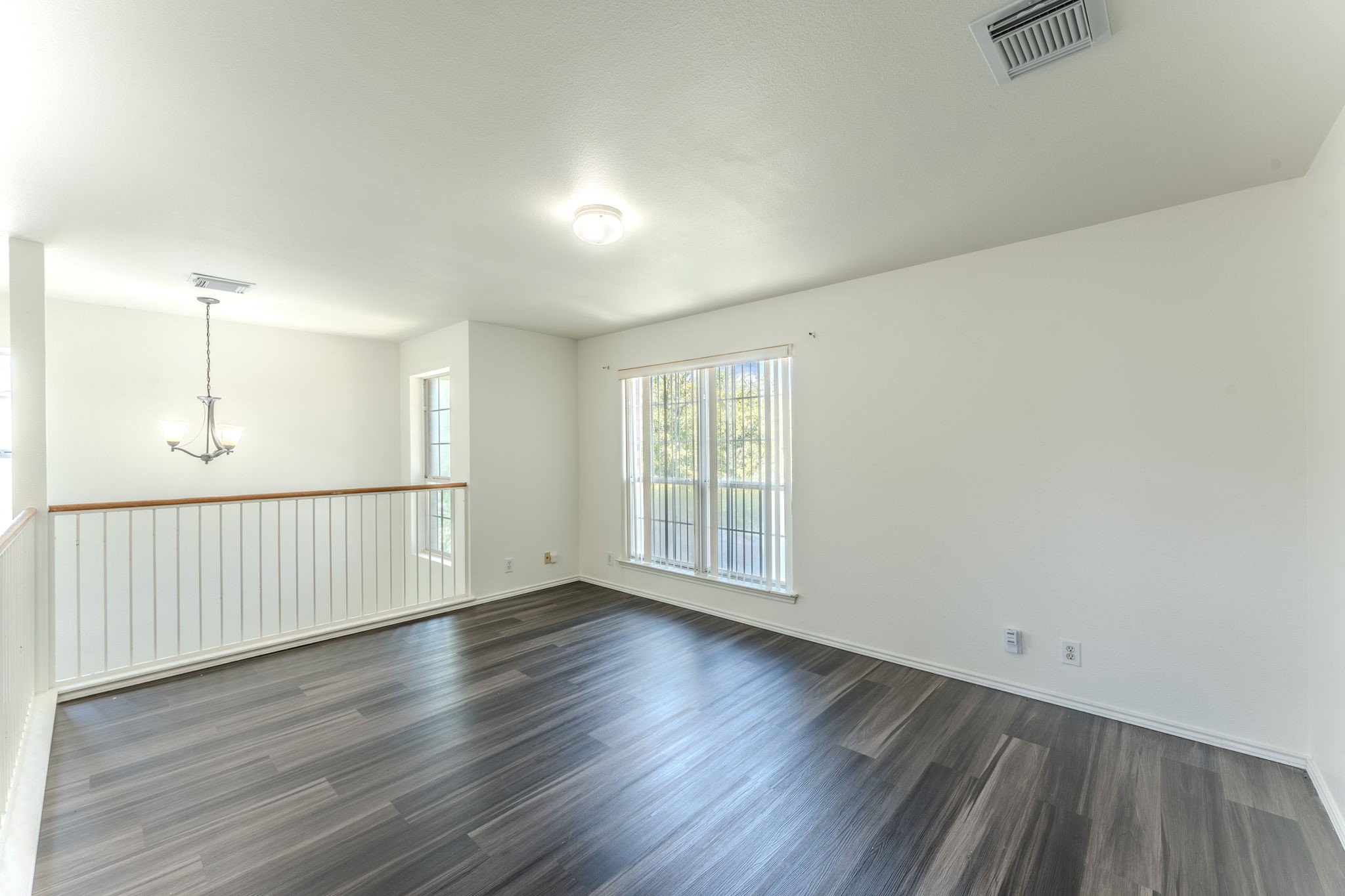 1339 Diamond Bluff Property Photo 14