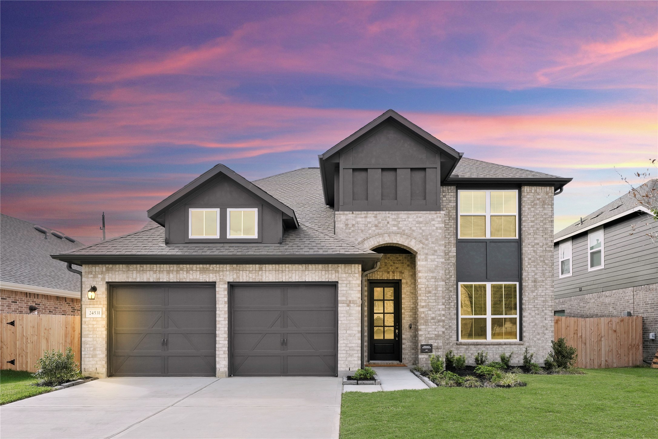 24531 Greeley Lake Drive Property Photo 3