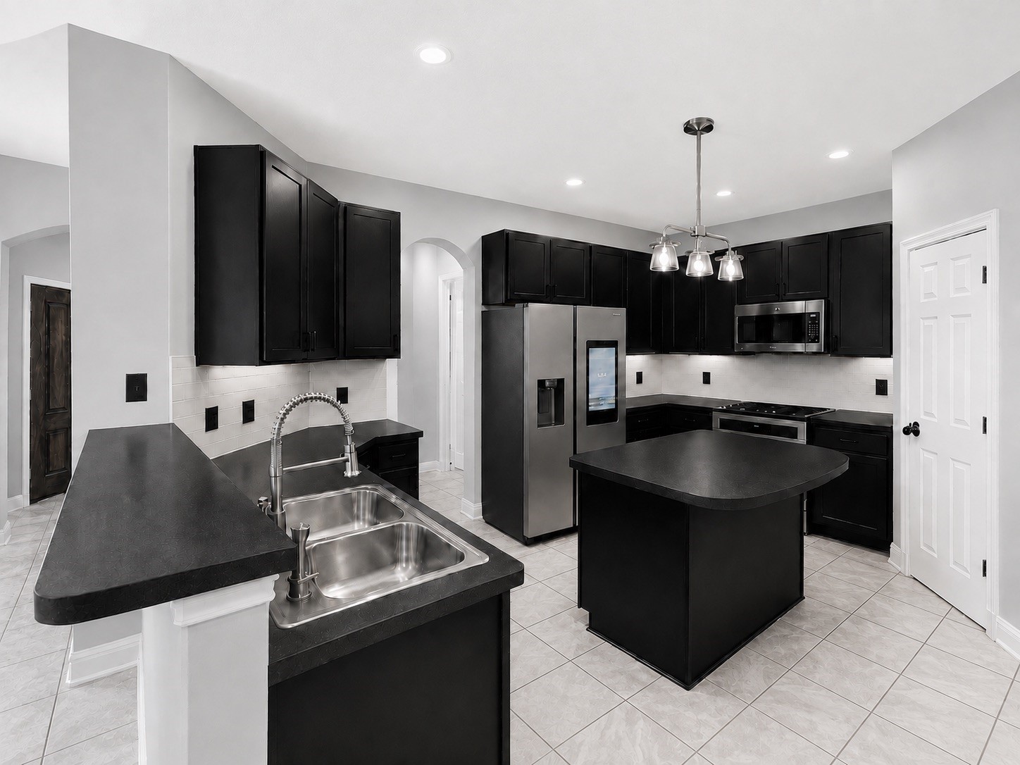 13714 Hillingdale Lane Property Photo 1