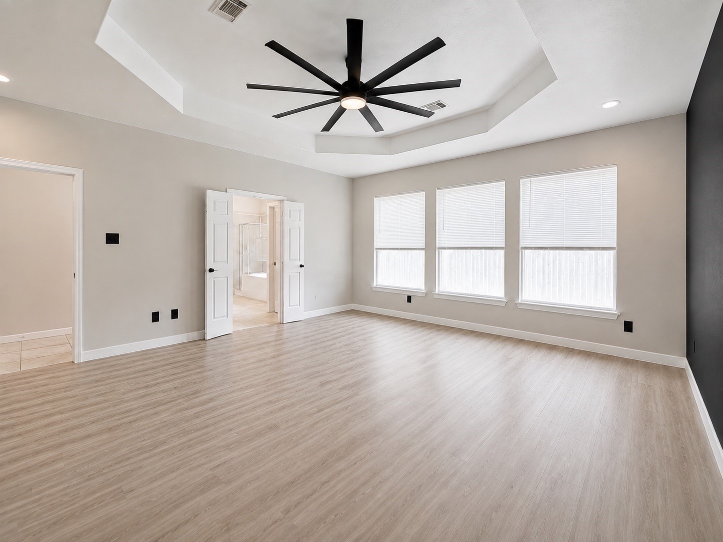 13714 Hillingdale Lane Property Photo 3