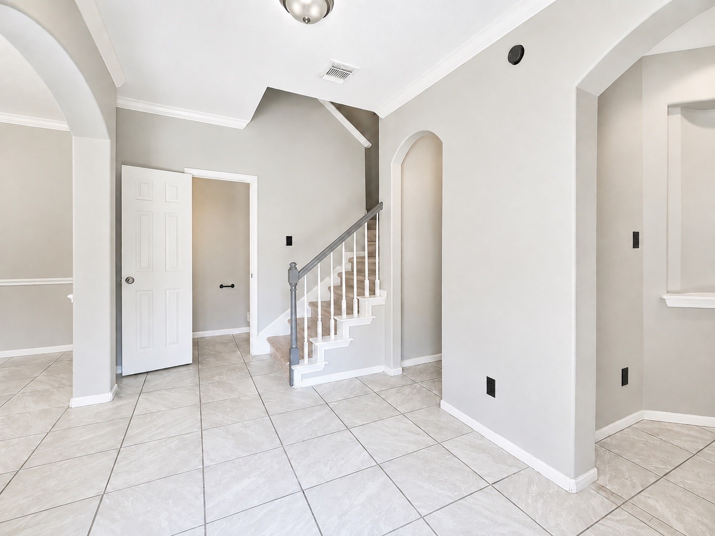 13714 Hillingdale Lane Property Photo 9