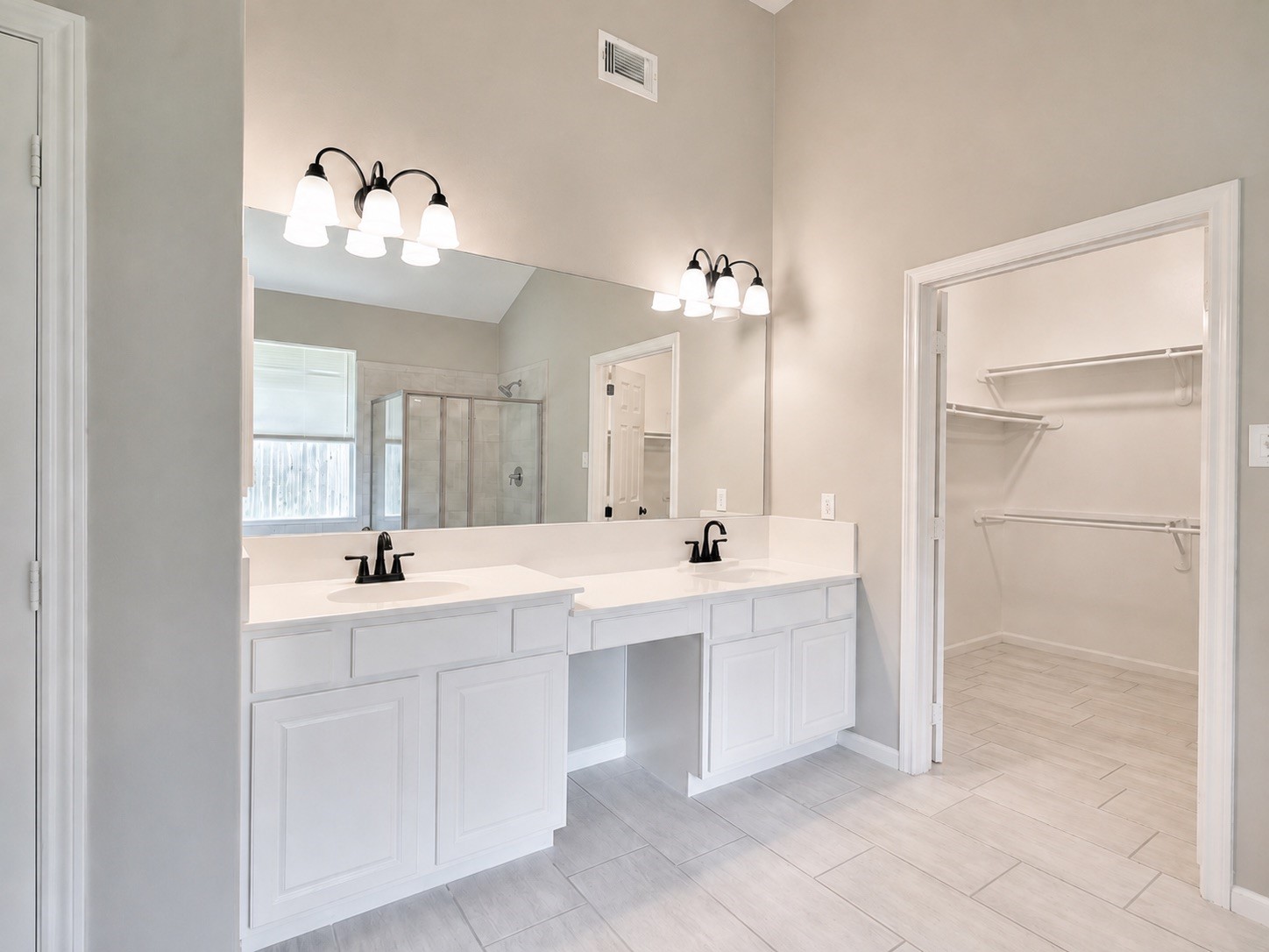 13714 Hillingdale Lane Property Photo 12