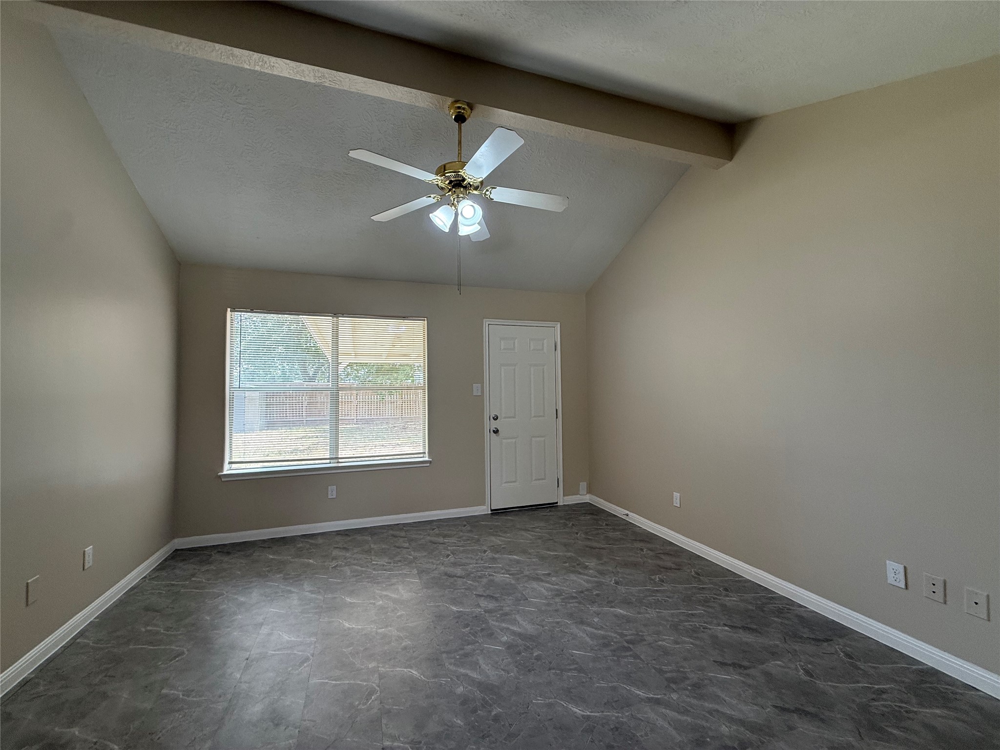 16400 Many Trees Lane Property Photo 12
