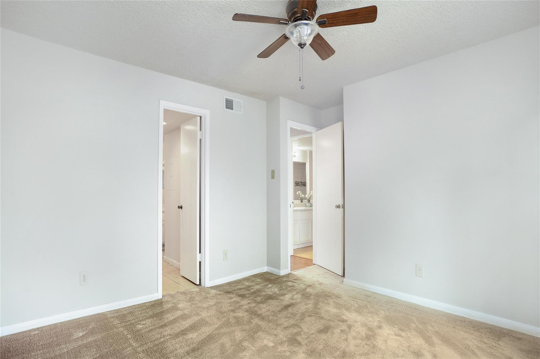 12400 Overbrook Lane 55c Property Photo 12