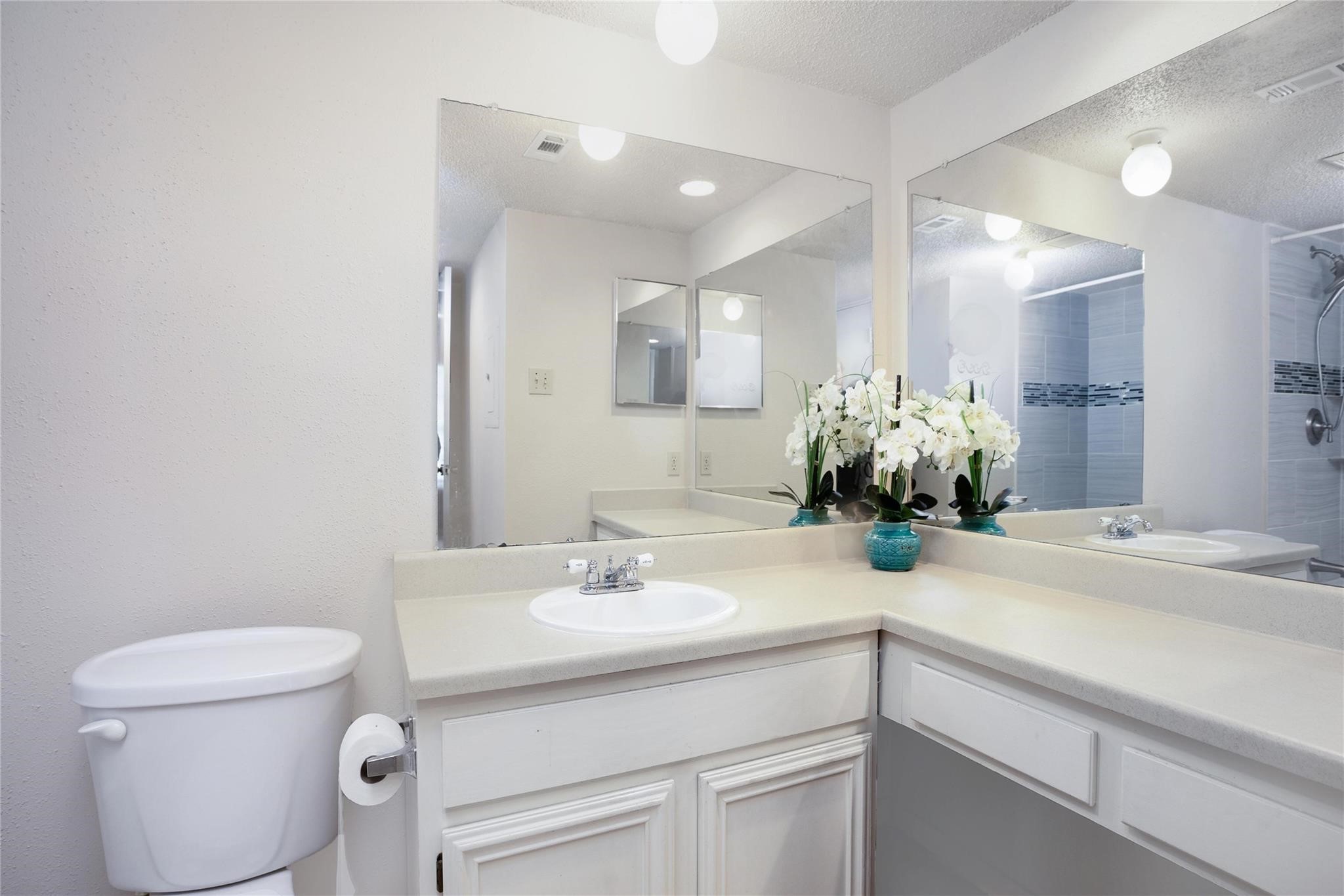 12400 Overbrook Lane 55c Property Photo 13