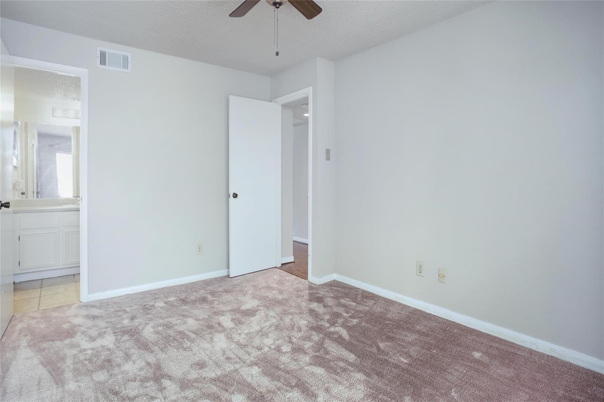 12400 Overbrook Lane 55c Property Photo 17