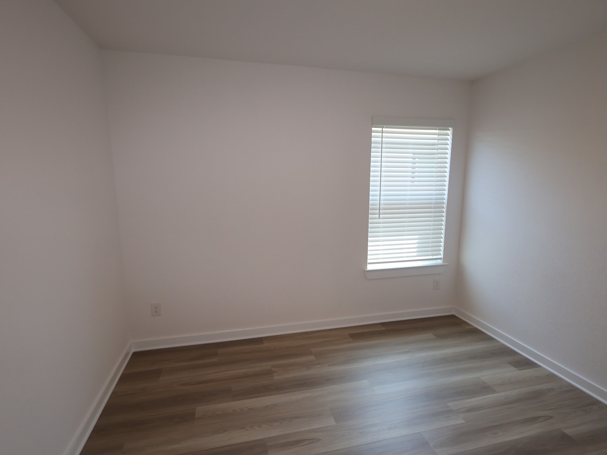 1122 Radiant Avenue Property Photo 15