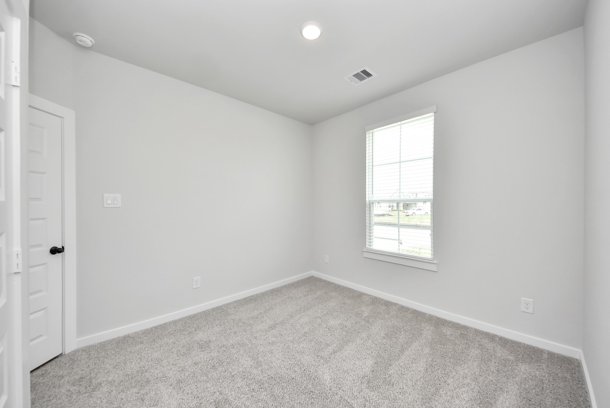 247 Southern Sound Drive Property Photo 5