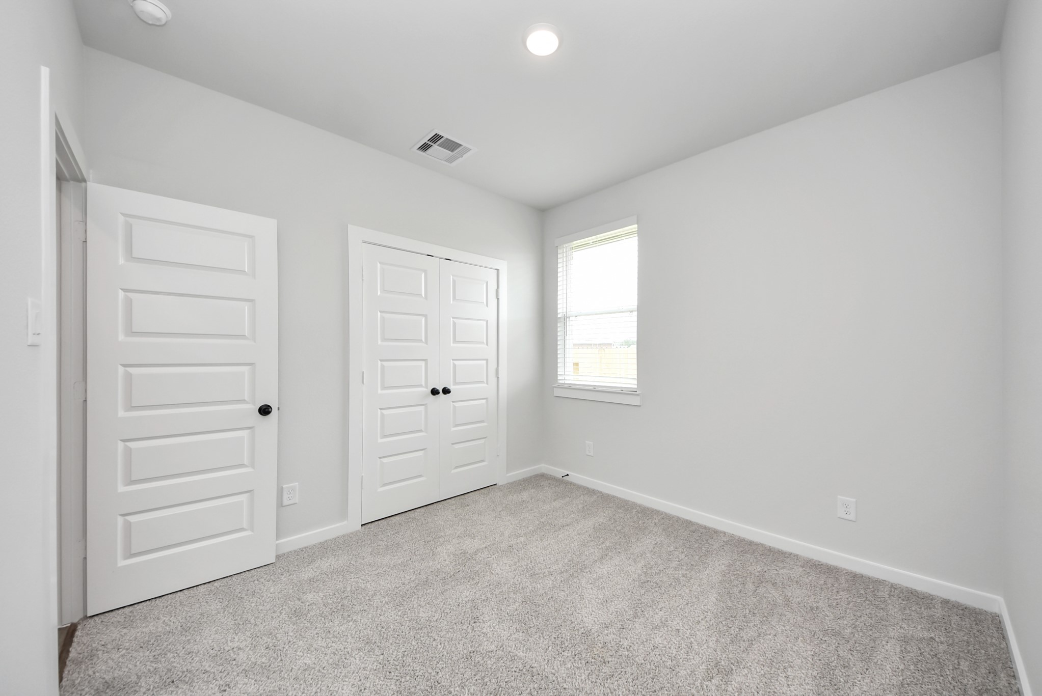 247 Southern Sound Drive Property Photo 8