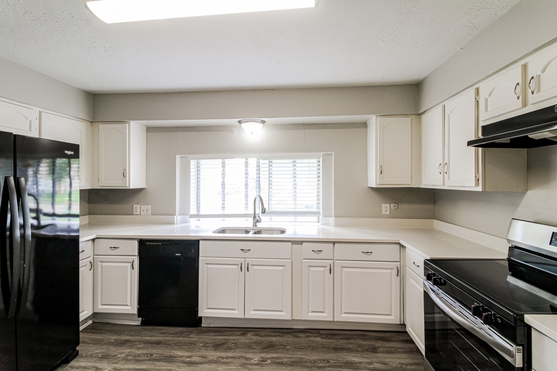 2811 E Birchdale Drive Property Photo 10