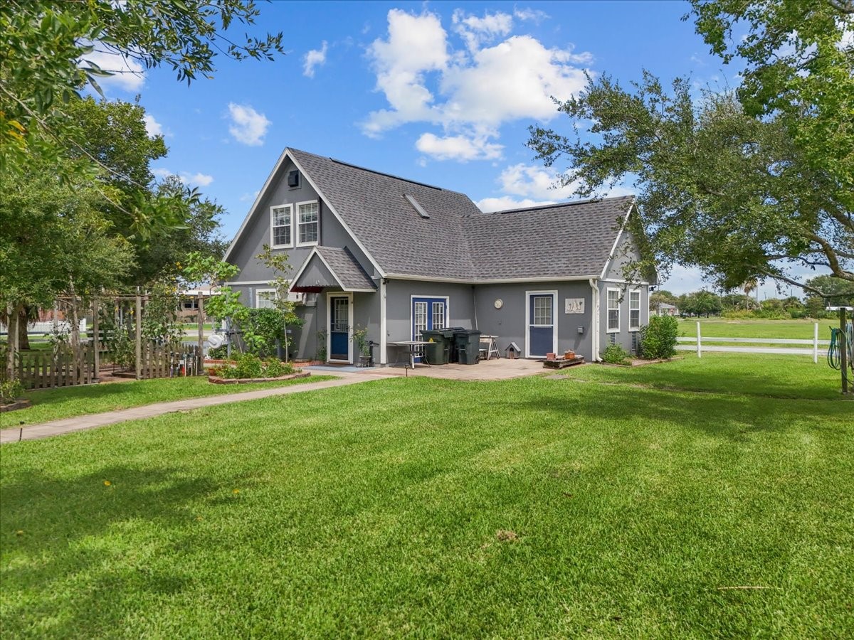 1013 7th Street Property Photo 3