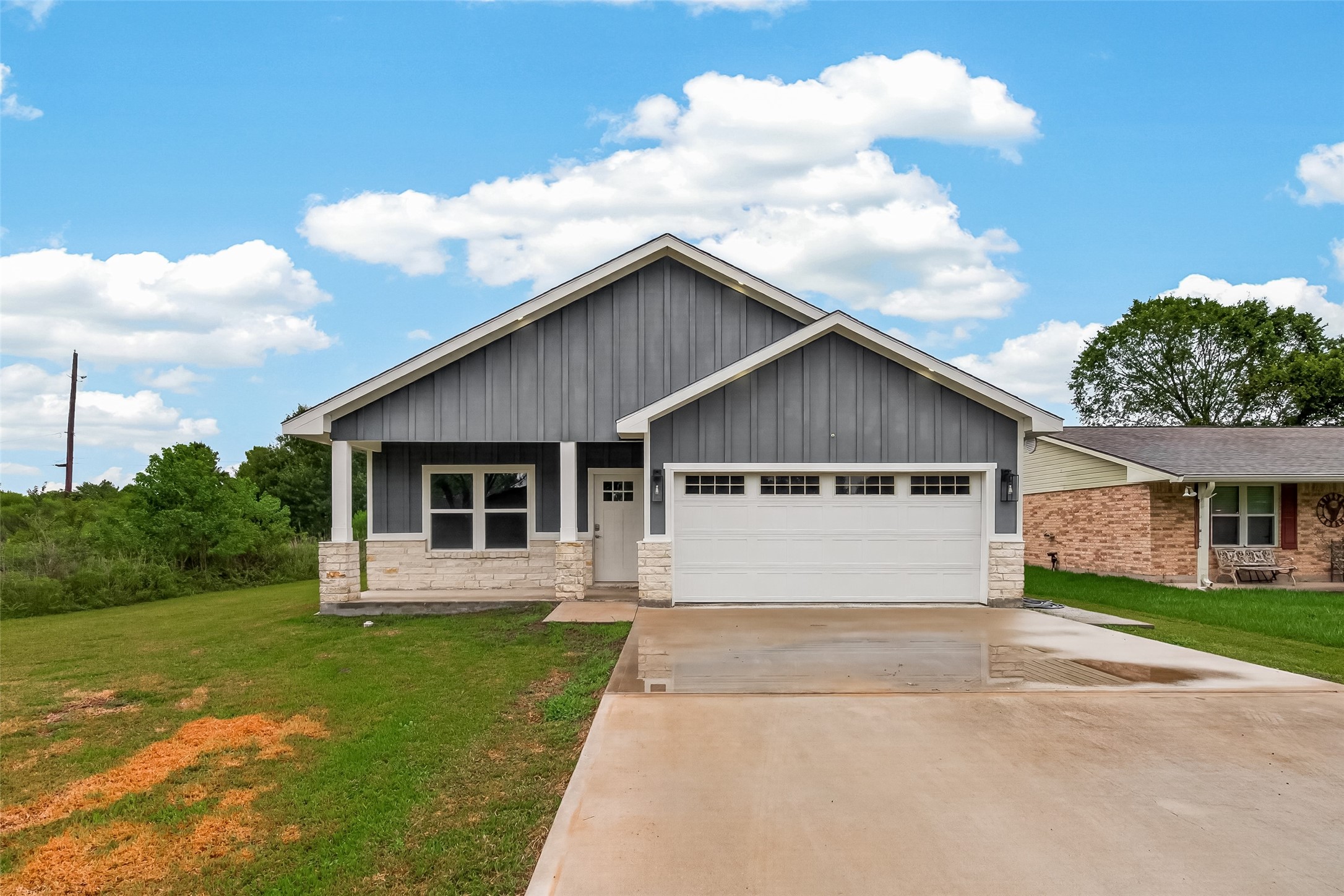 1343 Alpha Lane Property Photo 3