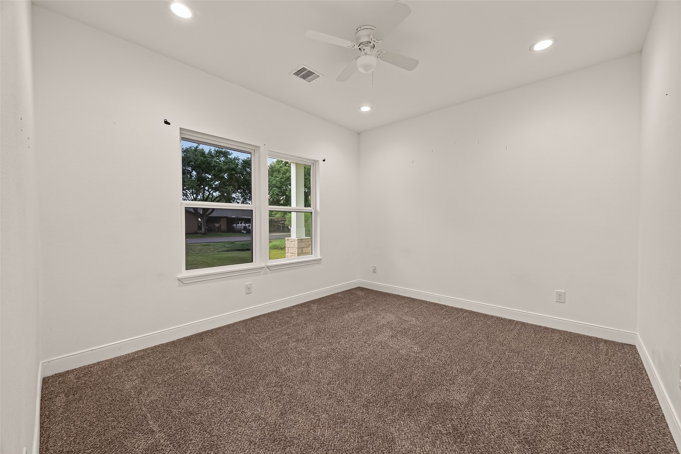 1343 Alpha Lane Property Photo 7