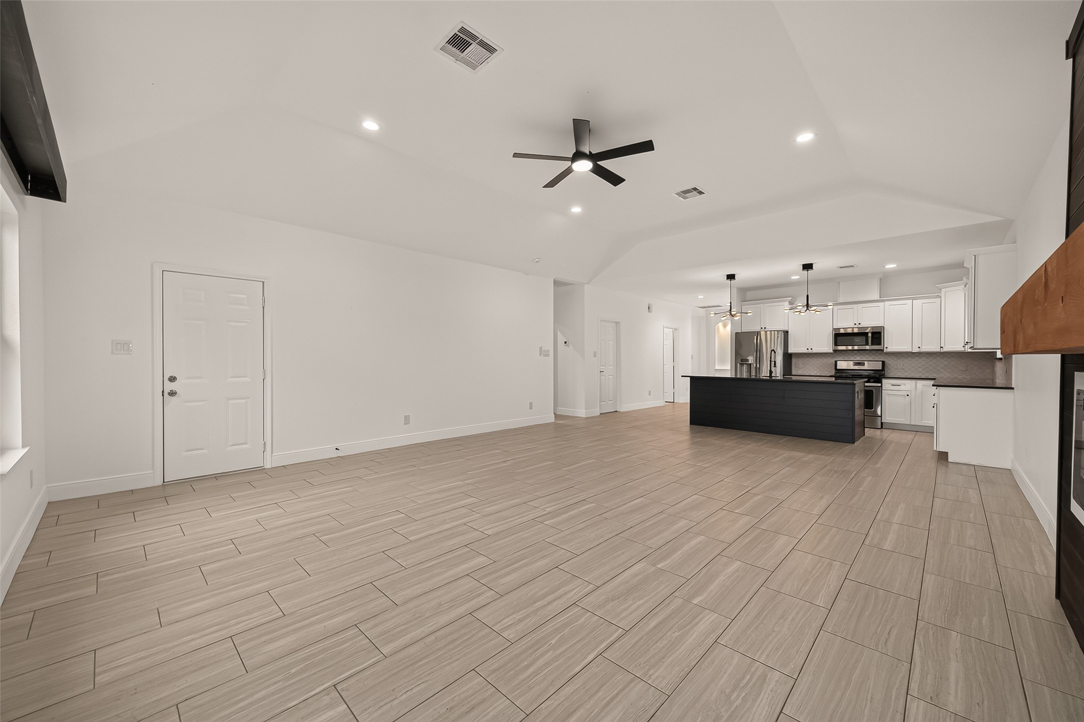 1343 Alpha Lane Property Photo 11