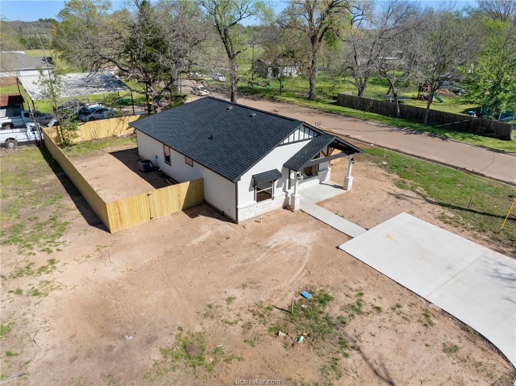 502 Tenth Property Photo 1