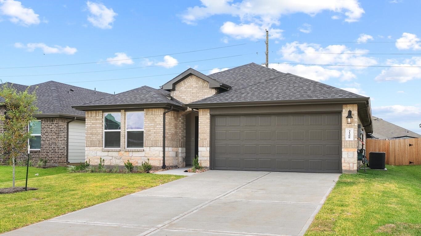 31306 Bentley Pines Drive Property Photo 1