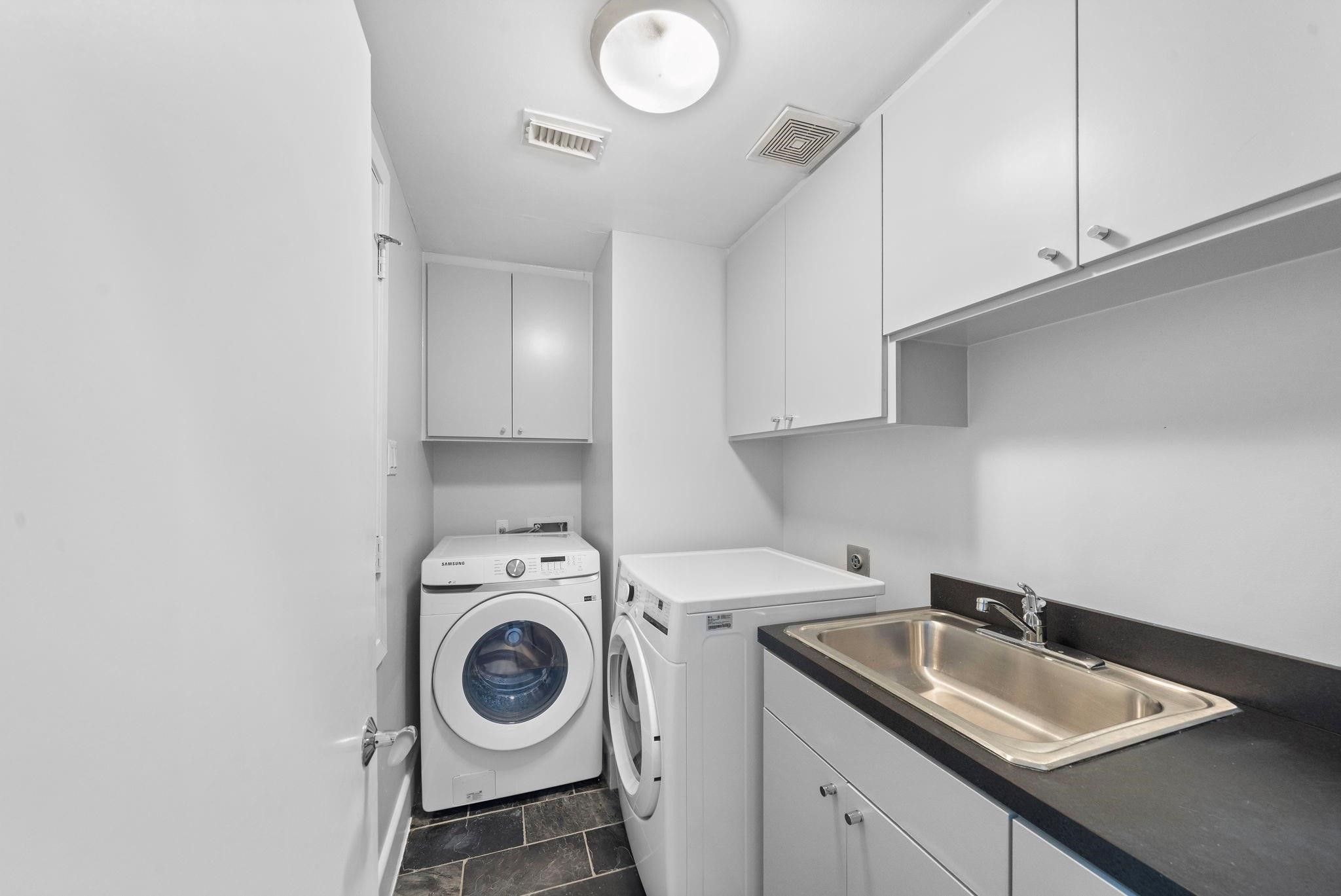 1822 Brun Street Property Photo 22
