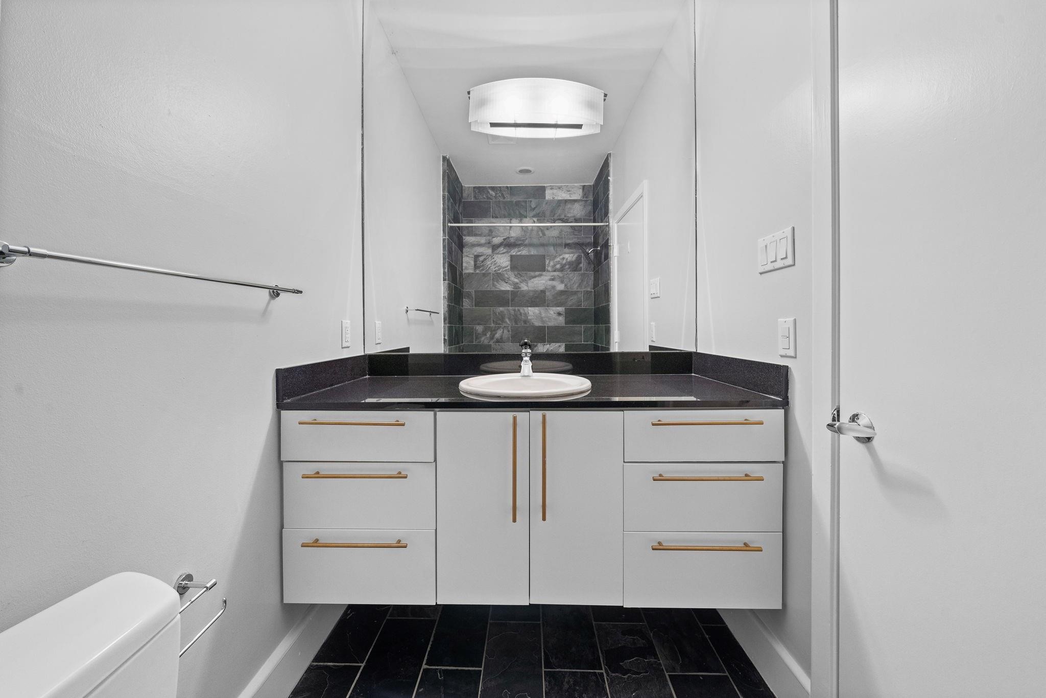 1822 Brun Street Property Photo 23