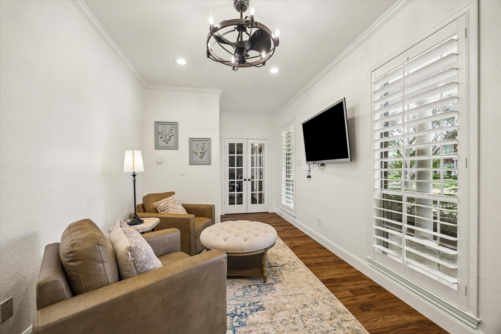 30 Saint Simons Court Property Photo 7