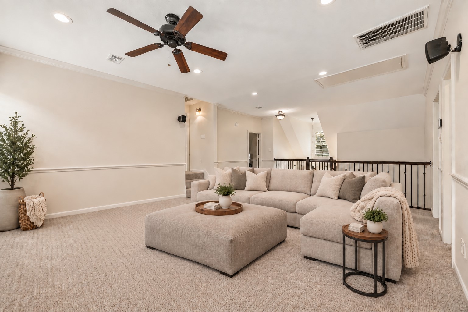 30 Saint Simons Court Property Photo 19