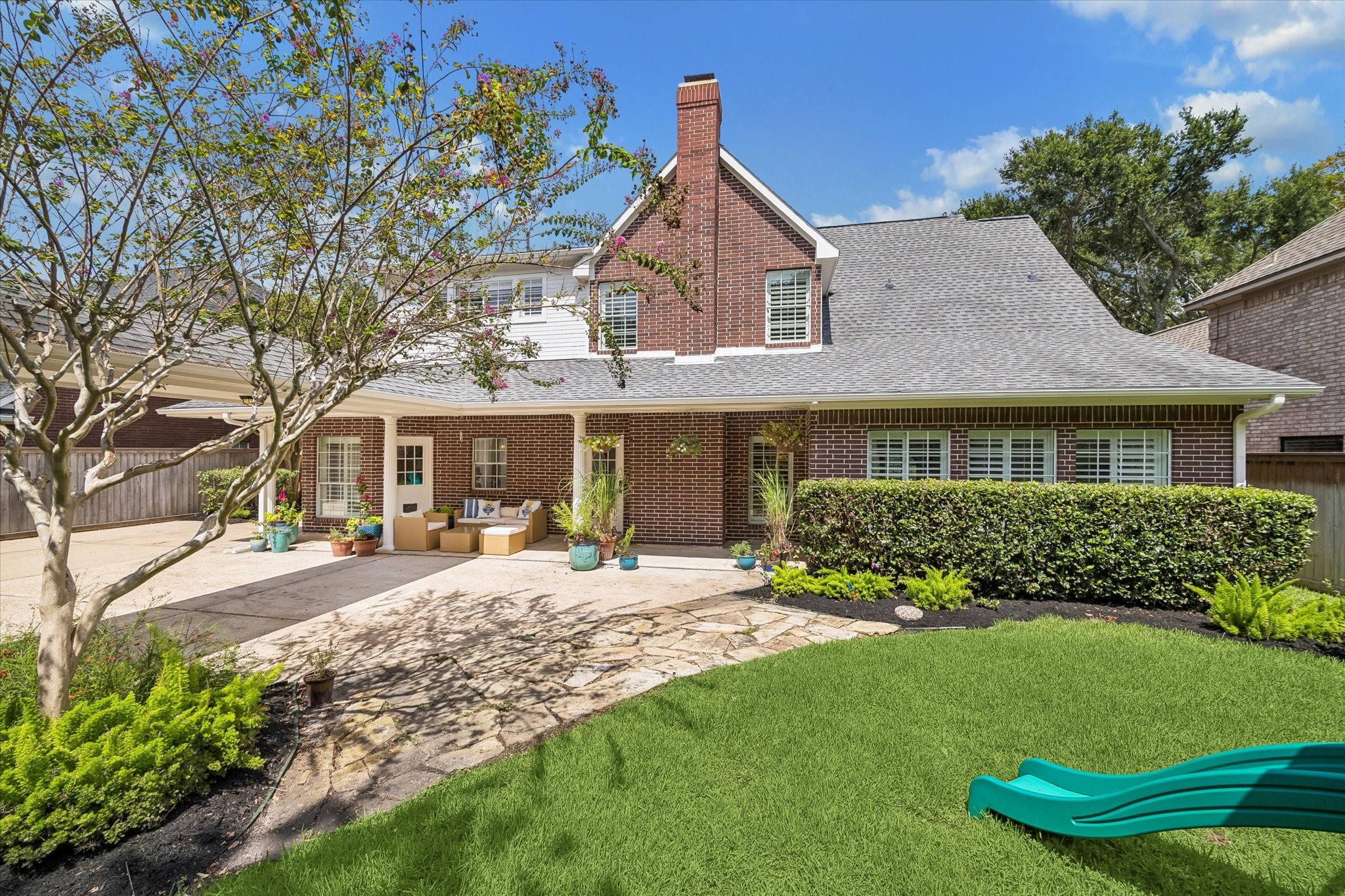 30 Saint Simons Court Property Photo 26